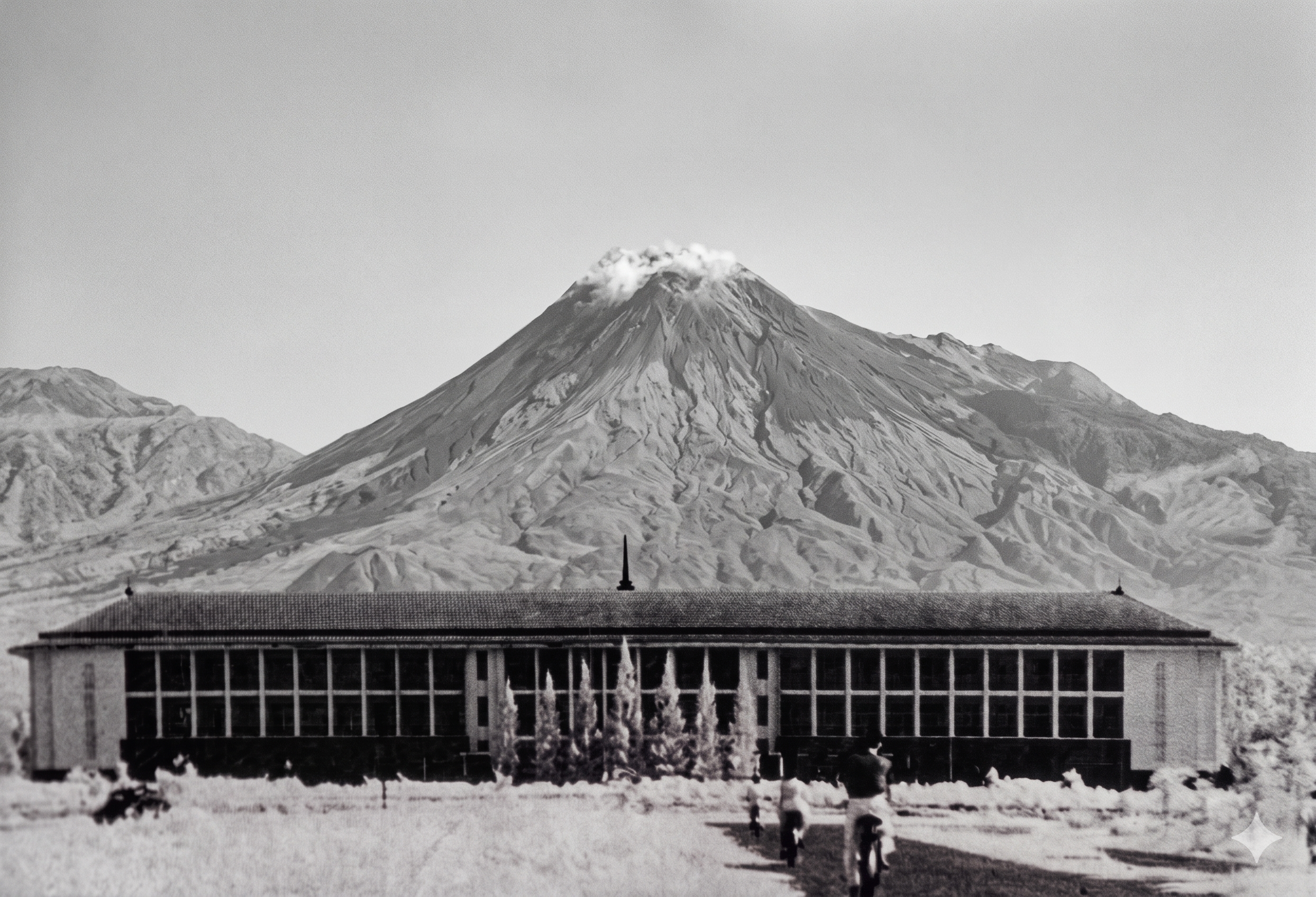 Suasana boulevard UGM tahun 1960.